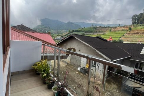 Mezanin Omah Wetan Penginapan Dieng (2)