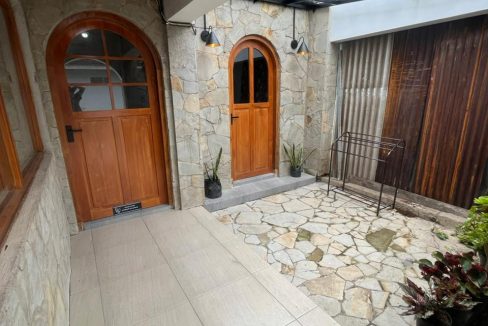 Villa Omah Wetan Dieng by HomestayDieng (6)